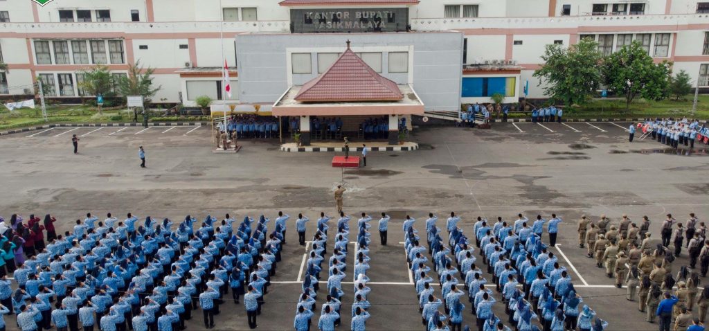 Jadi Inspektur Upacara HKN, Dandim 0612 Tasikmalaya Letkol Inf Nur